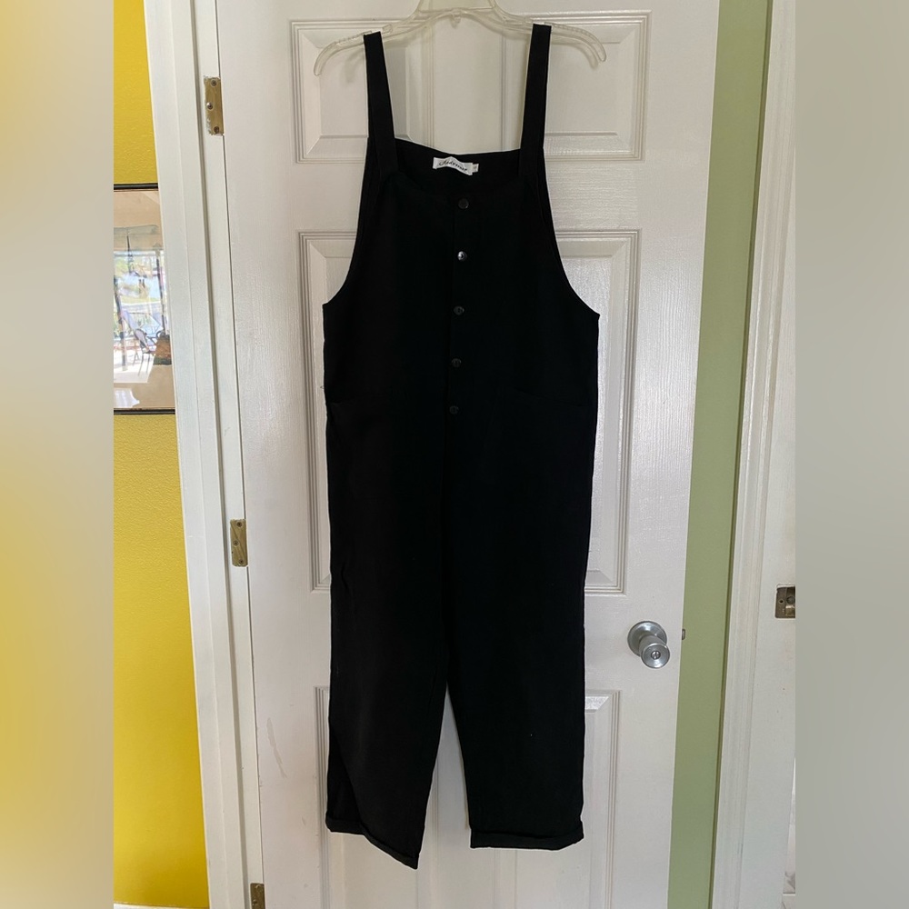 Black Jumper, Adjustable